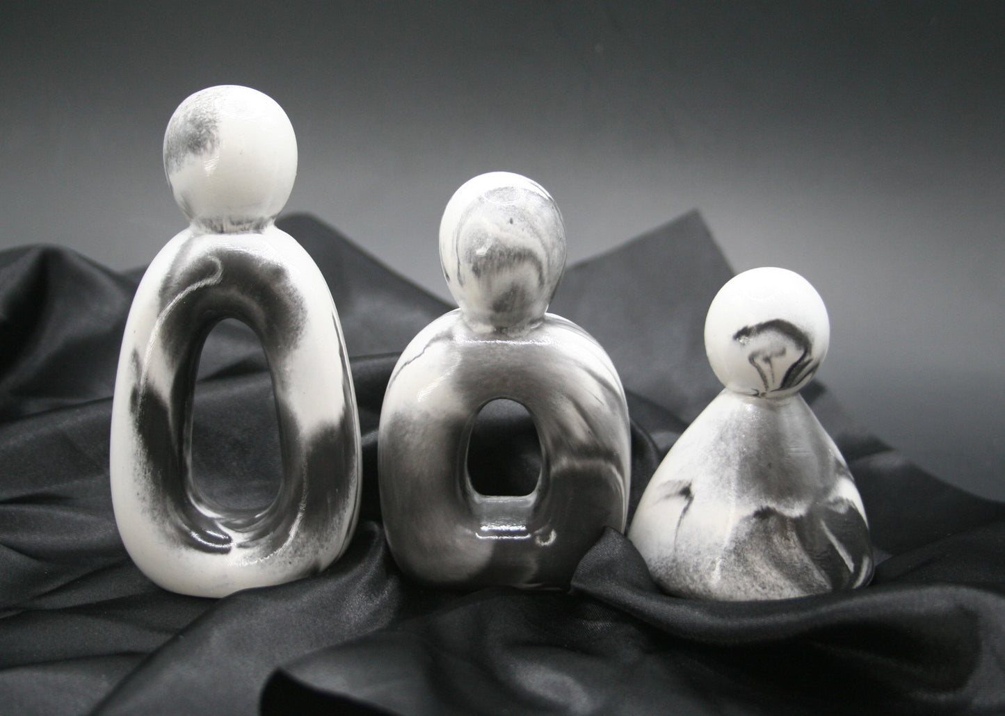 Les Silencieuses