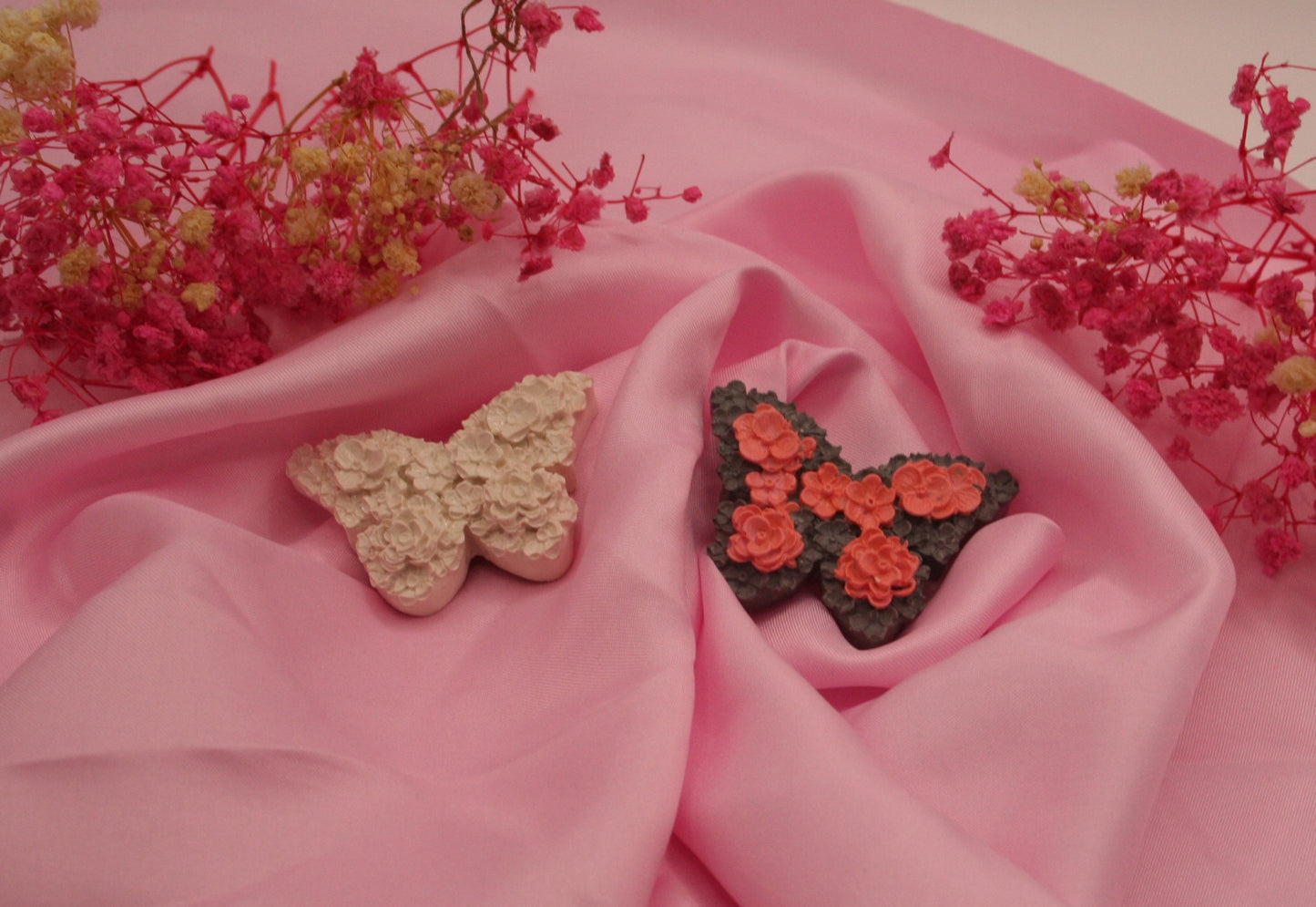 Broches